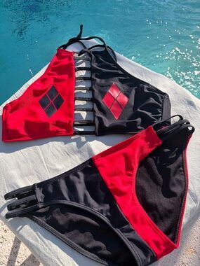DC Comics Harley Quinn Bikini Set 2 Piece Red Black Strappy Swim